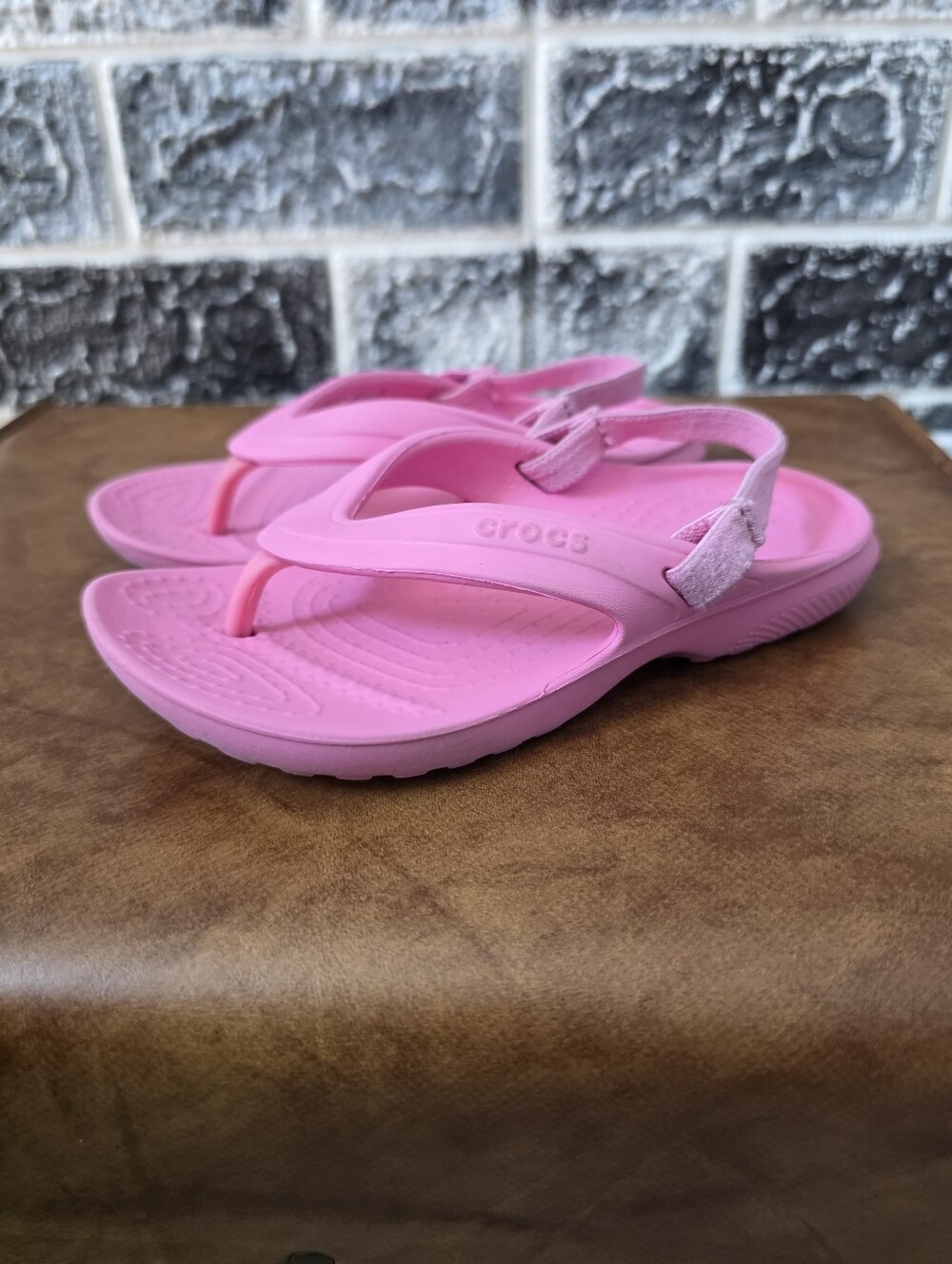 Crocs Kids' Pink Sandals with Backstrap C-8